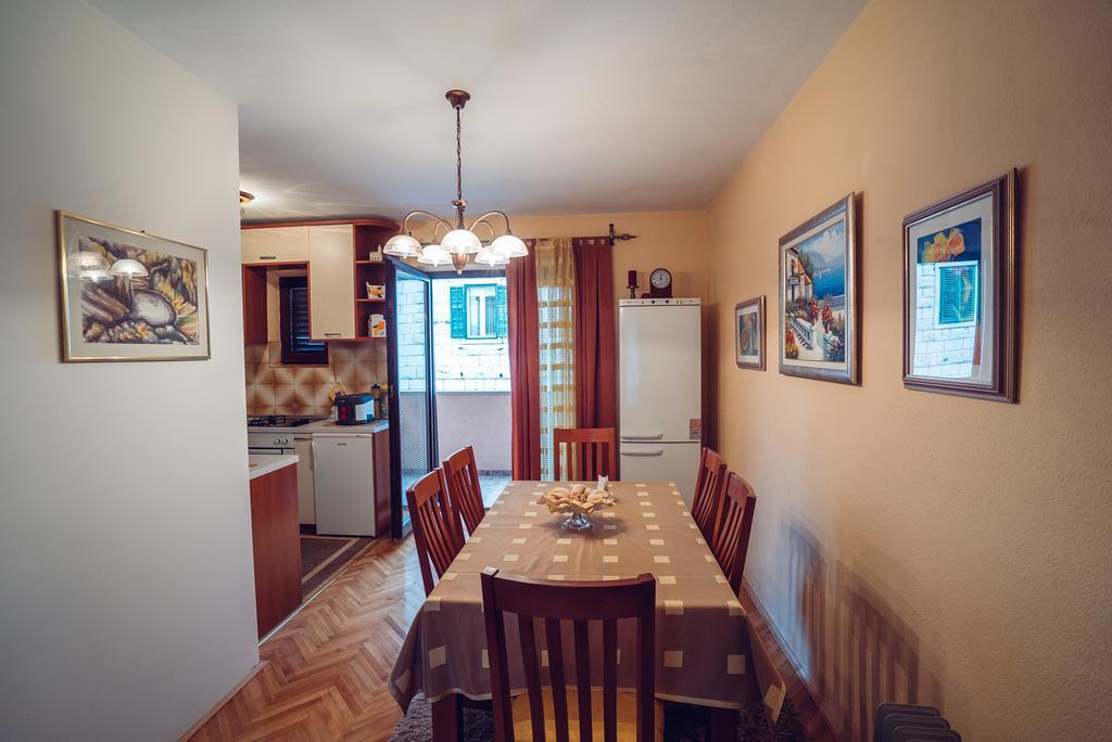 אימוטסקי Ivica Apartments מראה חיצוני תמונה