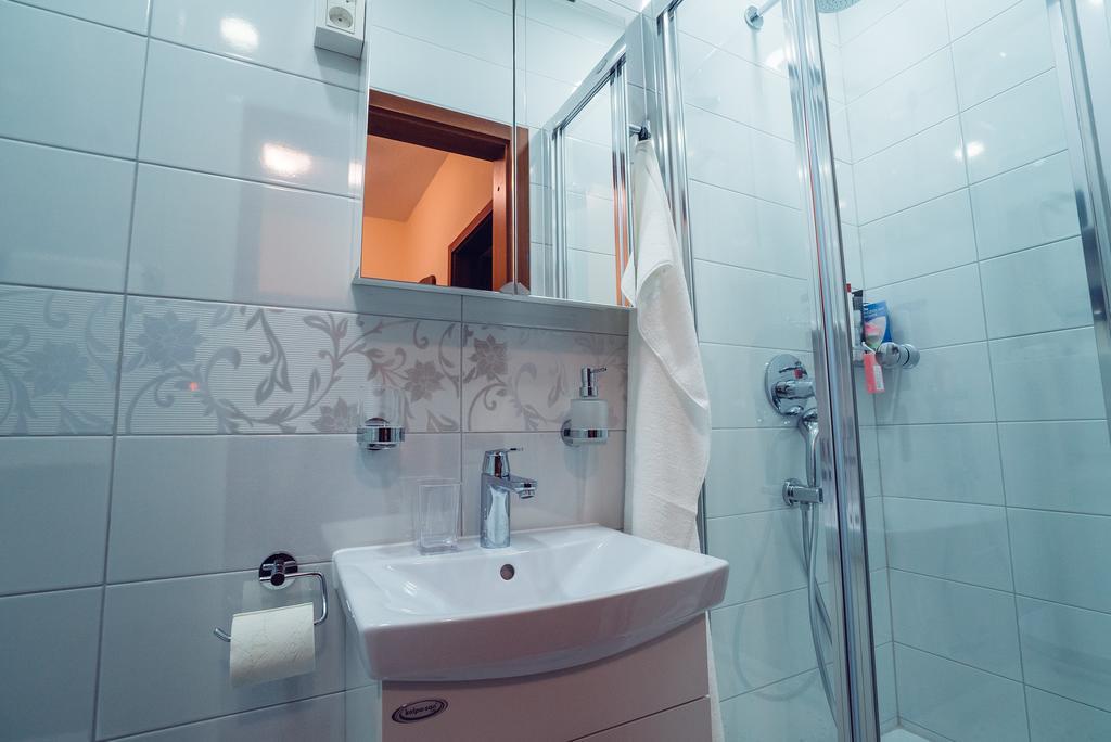 אימוטסקי Ivica Apartments מראה חיצוני תמונה