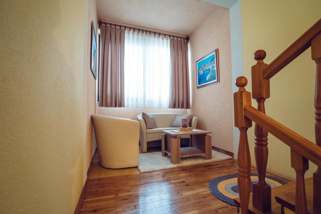 אימוטסקי Ivica Apartments מראה חיצוני תמונה