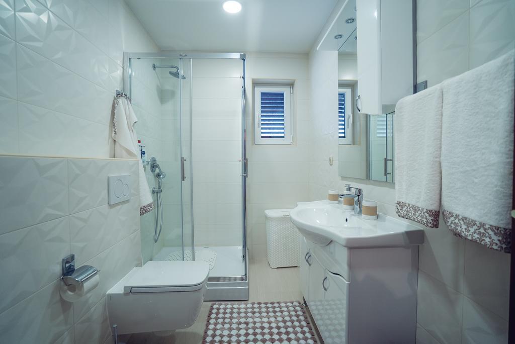 אימוטסקי Ivica Apartments מראה חיצוני תמונה